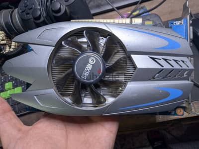 GT 740 1gb DDR5