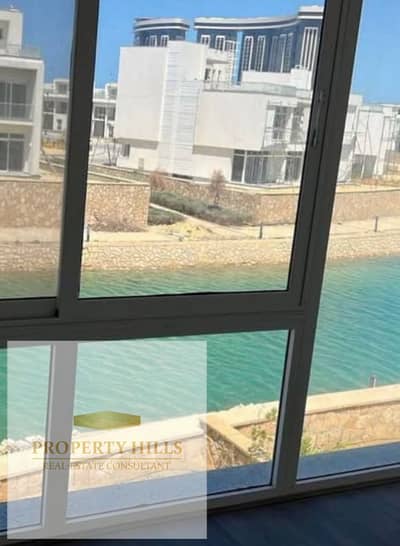 شاليه بحديقة - مزارين البوليفارد- ابراج العلمين- متشطب بالكامل