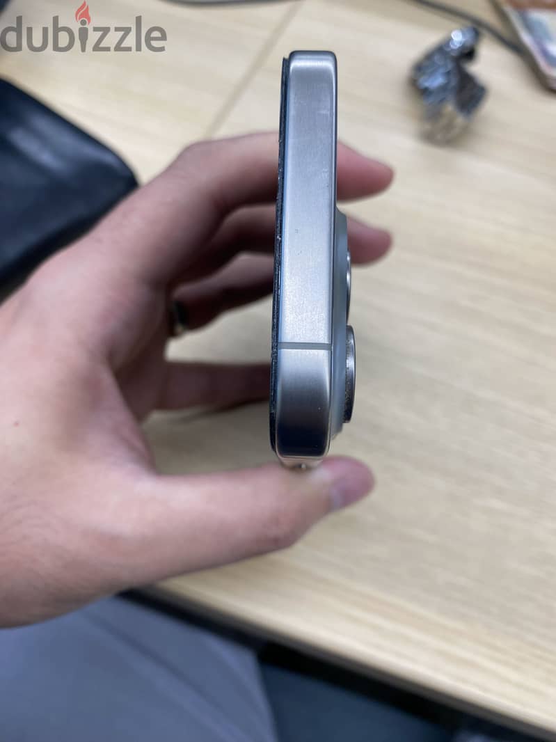 Apple - iPhone 15 Pro 2