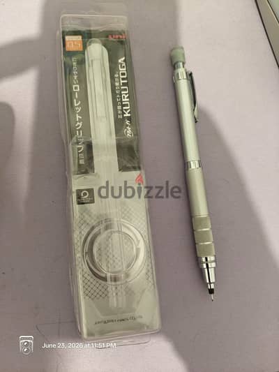 قلم رصاص ياباني kuru toga mechanical pencil