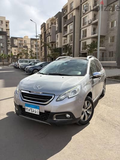 Peugeot 2016 أعلى فئة بانوراما فبريكة بالكامل بحالة ممتازة جدا