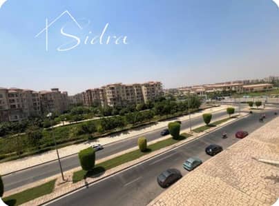  فرصة مميزة للإيجار في B7 