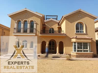 Independent villa, 460 m2 buildings, fully finished, in Madinaty at a commercial price