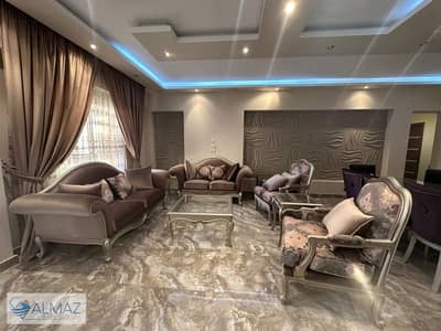 Furnished 185 sqm apartment for rent in Hayati Residence Compound, Fifth Settlement, near Point 90 and Cairo Festival City.