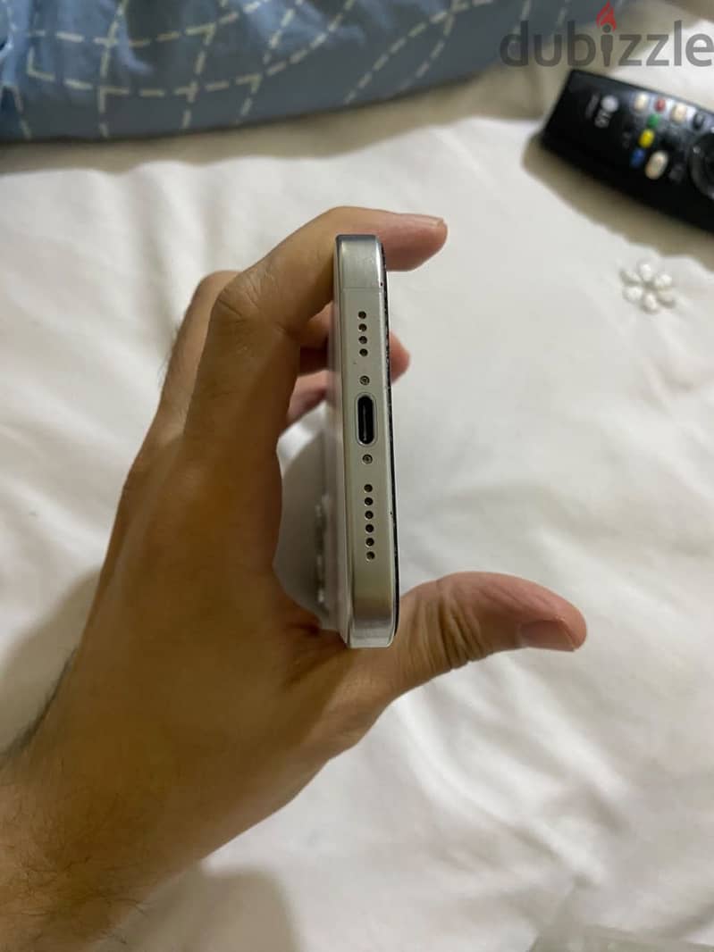 Apple - iPhone 16 Pro Max 3