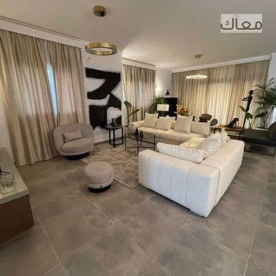 take action now! Fully finished directly facing Madinaty and near with La Vista El Patio Casa,10-y