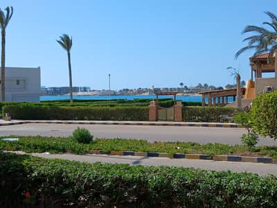 شالي مارينا 2 اول صف بحيره رمليه