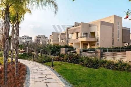 Twin house for sale in Fifth Settlement, immediate delivery, 5 rooms, lowest price in the market, ready to move in