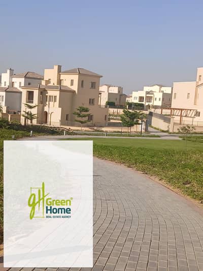 فيلا استلام فوري مفروشة  للبيع في أب تاون كايرو إعمارUptown Cairo Emaar