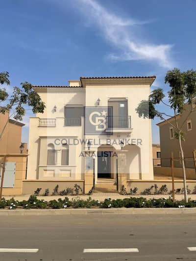 فيلا مستقلة للبيع بسعر أقل من سعر السوق – موقع مميز جدًا في سيتي جيت، القاهرة الجديدة (جولدن سكوير)