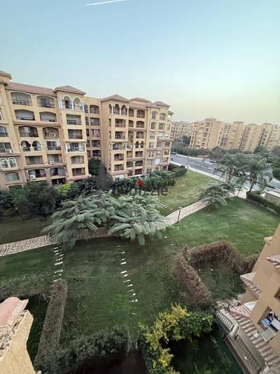 A unique apartment is available for sale in installments in my city B1 with a total area of 134m on the fifth repeated floor (before the last) with a garden view Madinaty