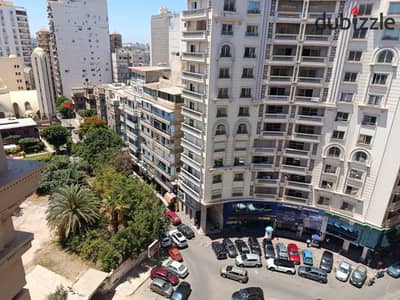 For sale, an apartment in Kafr Abdo, distinctive building with open views, area 320 meters