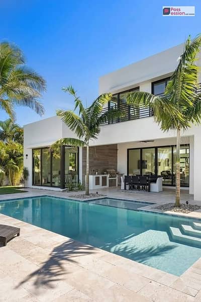تاون فيلا للبيع فيو خيالي علي lagoon الساحل الشمالي تقسيط علي 10 سنوات ببرايم لوكيشن | marina 8 north coast دقائق من مراسي , الحي اللاتيني , العلمين