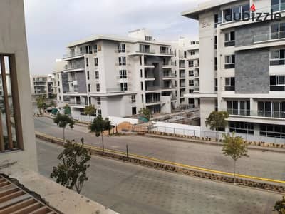 Ready to move  Fully  finished  Apartment for rent in  Mountain view i City  New Cairo  Prime location  next to the club  165 sqm 3 badroom 3 bathroom
