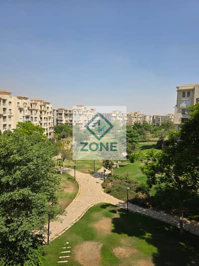 شقة للايجار مفروش بمدينتي B1 فيو وايدجاردن 320م ومكيفة وبسعر 60 الف وامام الاوبن اير مول