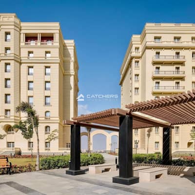 بتقسيط سعر الكاش لمدة سنه عاين و اسكن في كومباوند كامل الخدمات و المرافق في العاصمة الادارية الجديدة R5