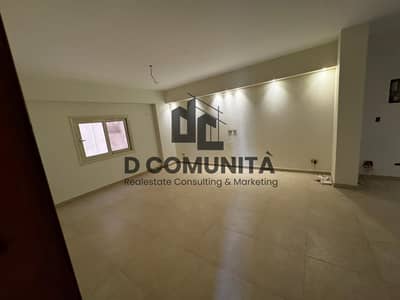 شقة سكنية جديدة اول سكن للإيجار  في الدفاع الوطني وقريب من كل الخدمات - تشطيب سوبر لوكس بالمطبخ