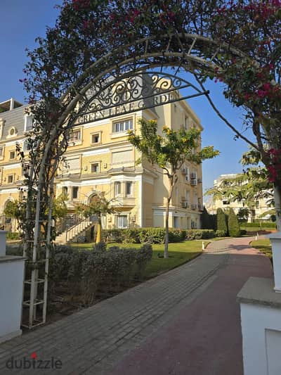 141m Apartment Ready to Move in Mountain View Hyde Park