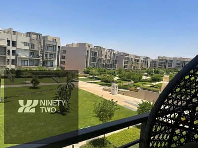 Penthouse for Sale in Marasem New Cairo 179sqm + 100sqm Roof Fully Finished