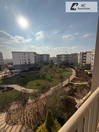 2 bedrooms apartment for sale in Park corner Prime location in Hyde Park new Cairo Compound Fifth Settlement