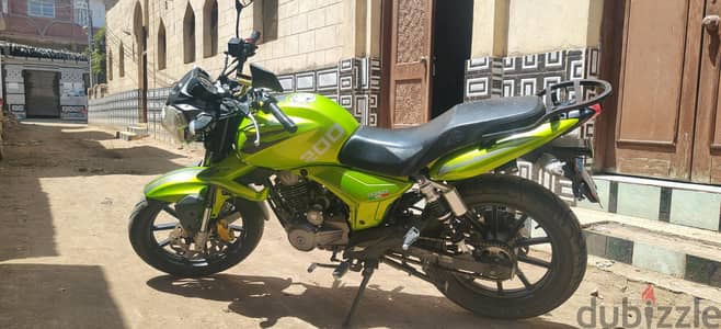 موتسيكل فيجوري VLM 200