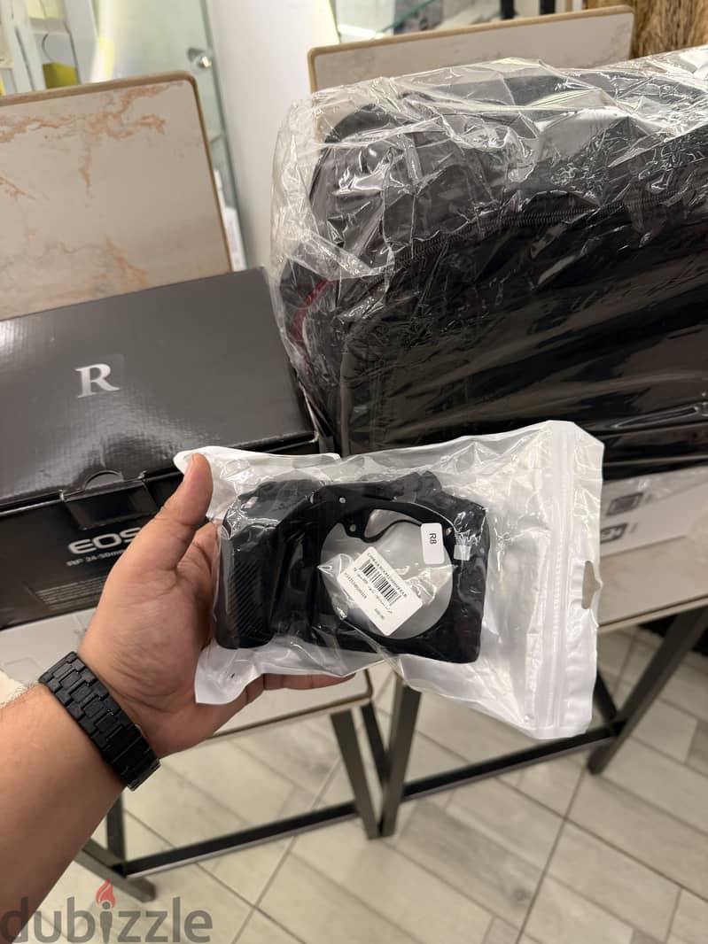 CANON R8 CREATOR COMBO BUNDLE 6