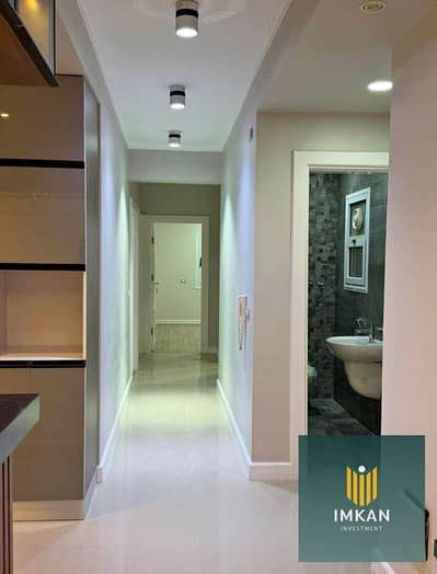 Apartment for sale, 205 sq m, installments over 10 years, immediate delivery, finished with air conditioning, in La Capital compound in the New Admini