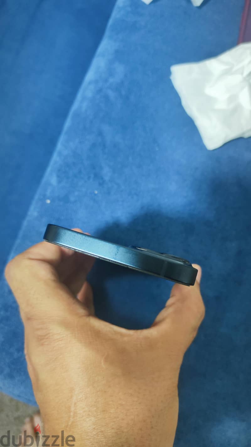 Apple - iPhone 13 4