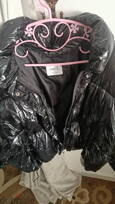 short glossy puffer jacket