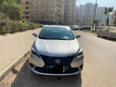 للايجار اليومي أو الشهرى بالسائق