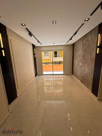 Apartment for sale in Degla Palms Compound