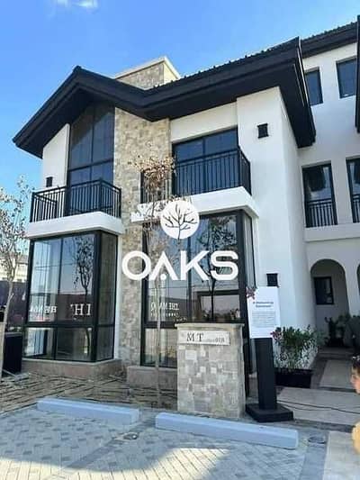 A fully finished villa with air conditioning, 210 sqm, in a distinguished compound in New Cairo, with installments over 12 years for a limited period.