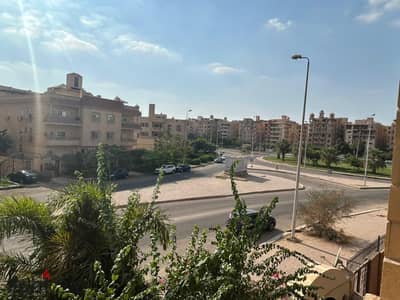 شقه للبيع الحى التامن الشيخ زايد