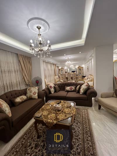 شقة  للايجار تشطيب  high end  مساحة165 3غرف 2حمام ومطبخ