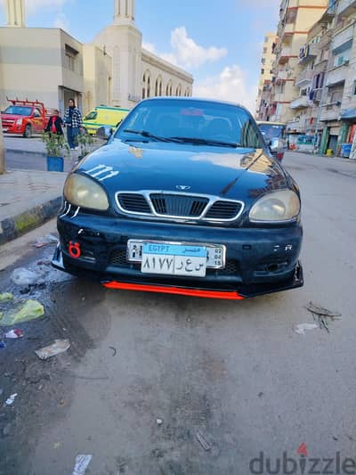 دايو لانوس 2000