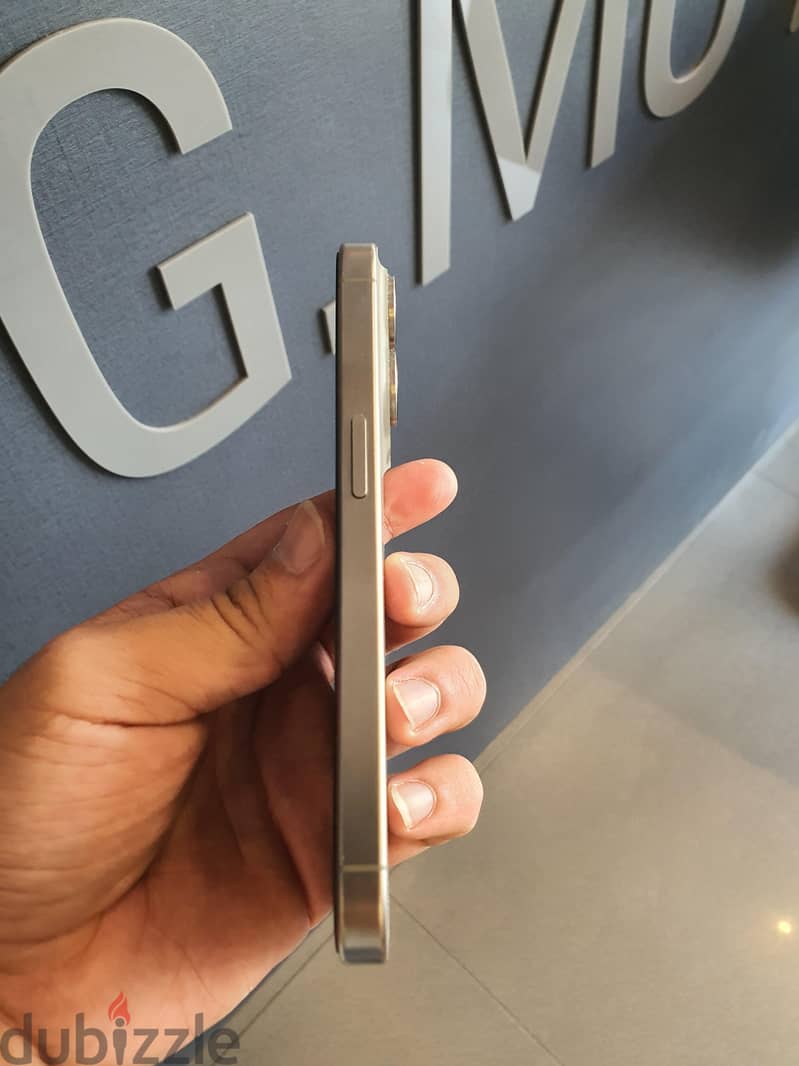 Apple - iPhone 15 Pro 2