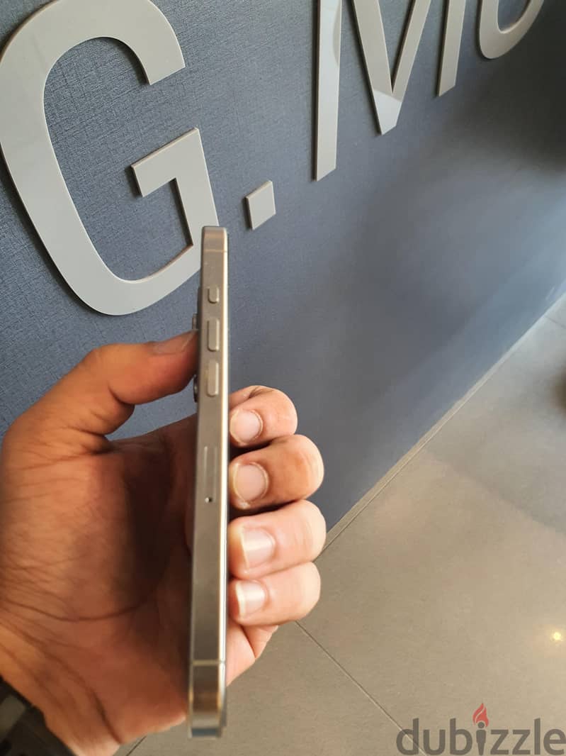 Apple - iPhone 15 Pro 3