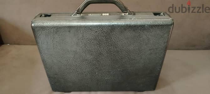 شنطة Samsonite