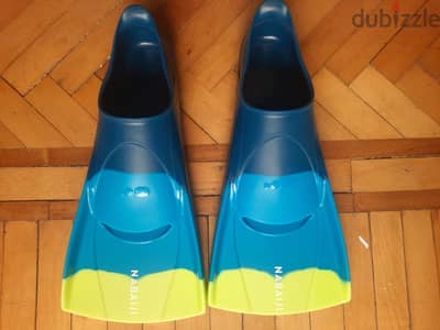 زعانف decathlon و spurt