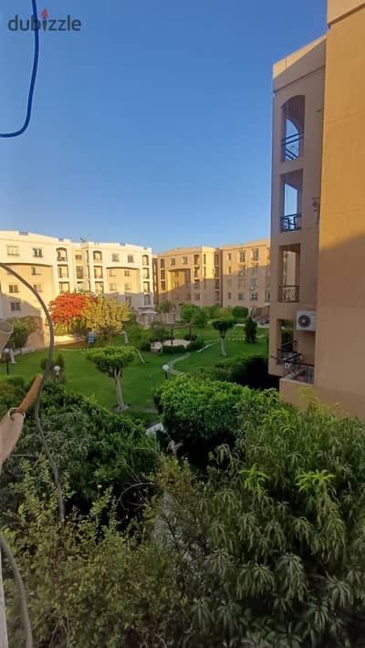 For sale in Al-Rehab City, apartment 123 m, very prime location just steps from services
