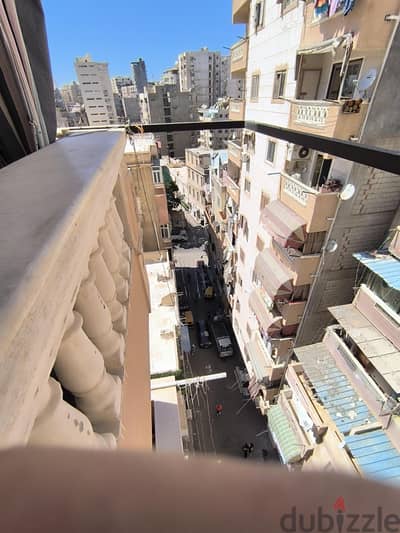 شقه للبيع بفلمنج