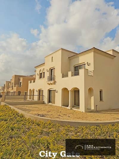 Twinhouse Villa for sale at the Best location, special land area, Under market price in City Gate New Cairo