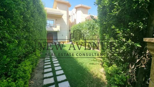تاون هاوس متشطب بالكامل  استلام فوري في موقع مميز في الشروق جاردنز el shorouk gardens