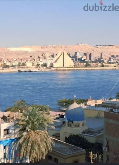 أمام مدرسة القومية ،، تانى صف من كورنيش النيل ،، دقيقتين مشي من كارفور