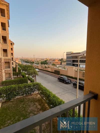 apartment 165m Prime location view pool& lagoon fully furnished ready to move 90 avenue new cairo