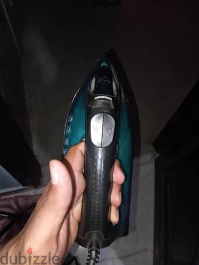 مكواه بخار تورنيدو