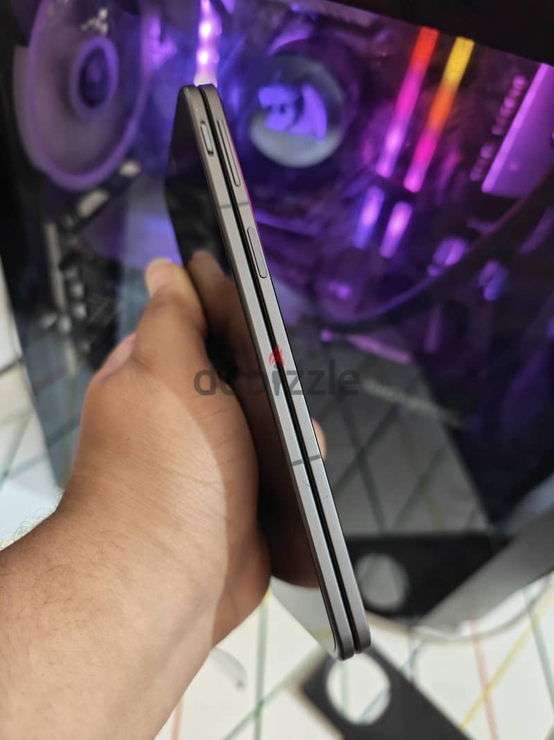 OPPO Find N5 4