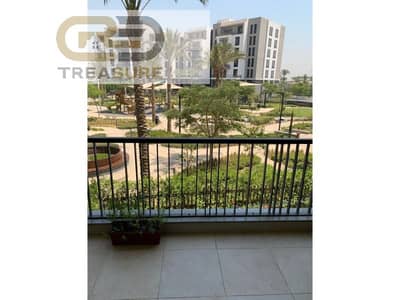 furnished Apartment for rent in CFC -Aura - new cairo