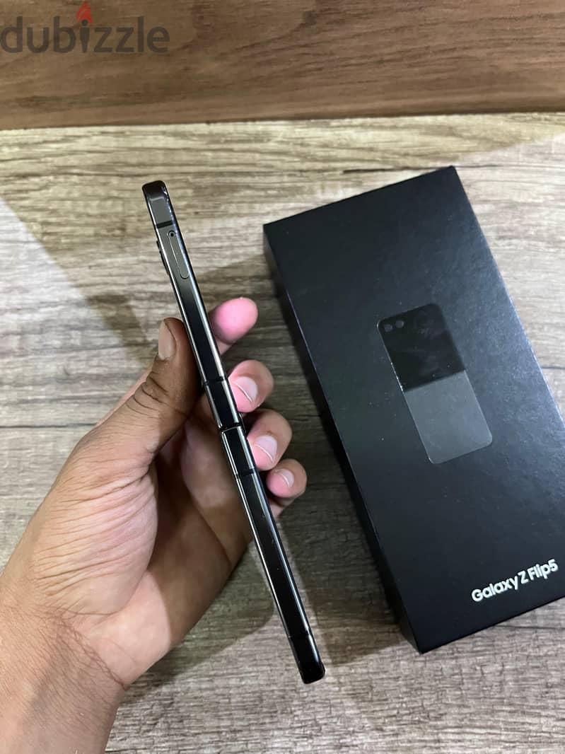 samsung z flip 5 4