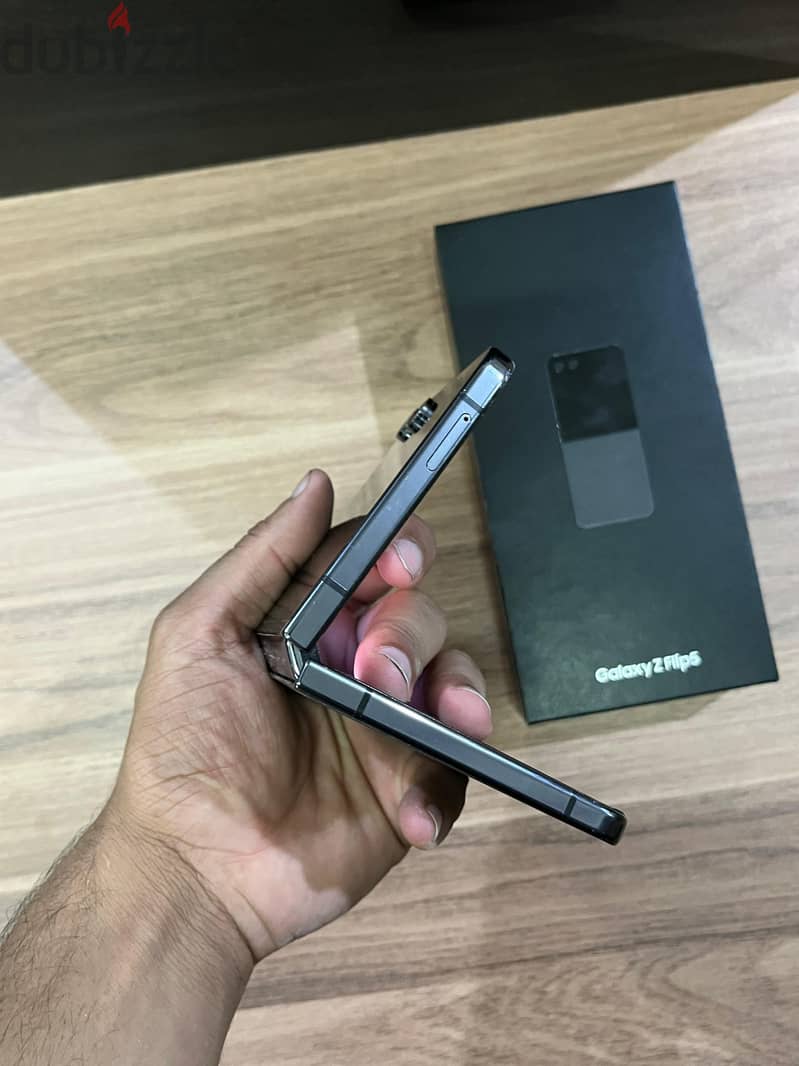 samsung z flip 5 9